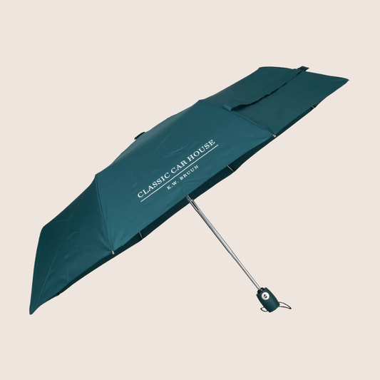 Umbrella CCH - Elegant umbrella for protection against rain, with stylish design and solid construction.