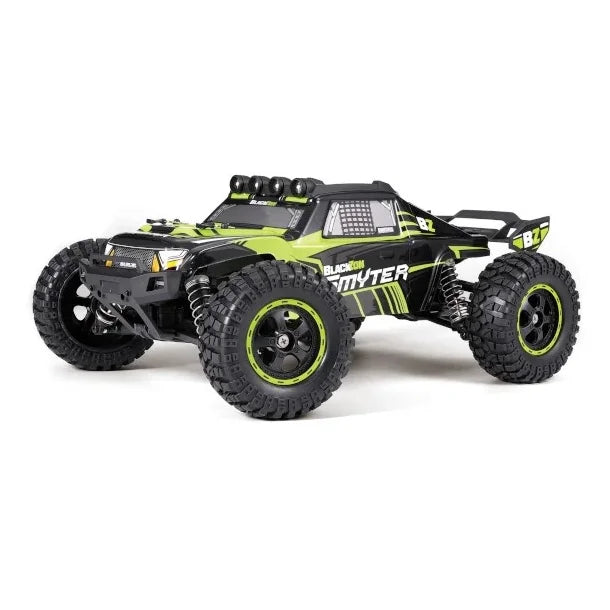 Smyter Blackzone Desert Remote Control - High-performance remote-controlled car for driving in rough terrain.