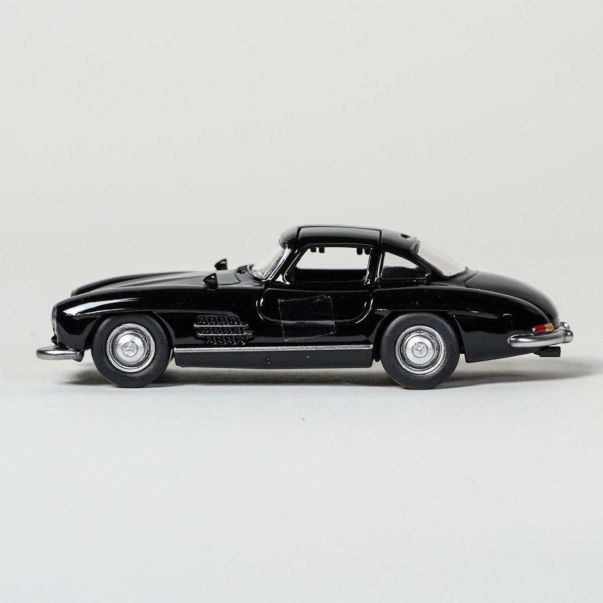 Mercedes 300 SL Black 1:43