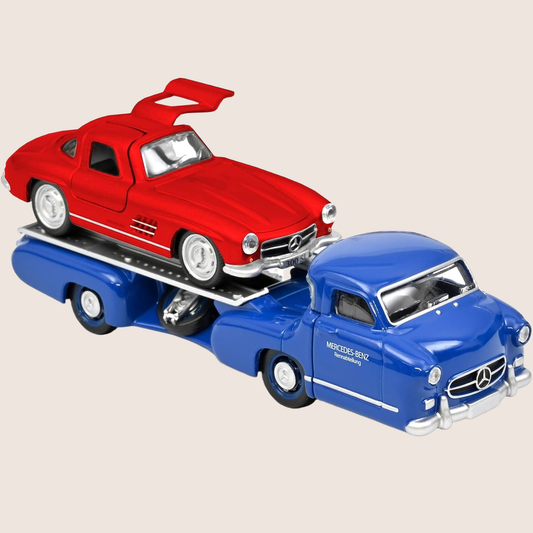 Mercedes-Benz Racing Transporter + 300SL 1955 1/64 - Authentic model of the Mercedes racing transporter and 300SL.